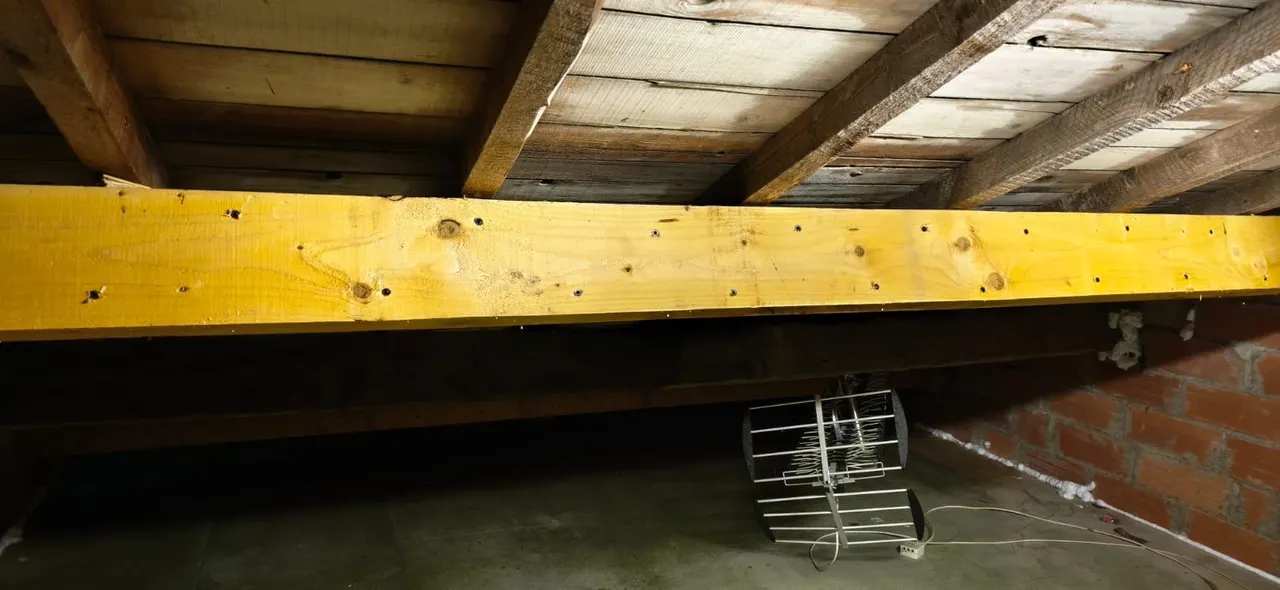 Détail de travaux de couverture par Toit des Dômes (2) — vue d'ensemble