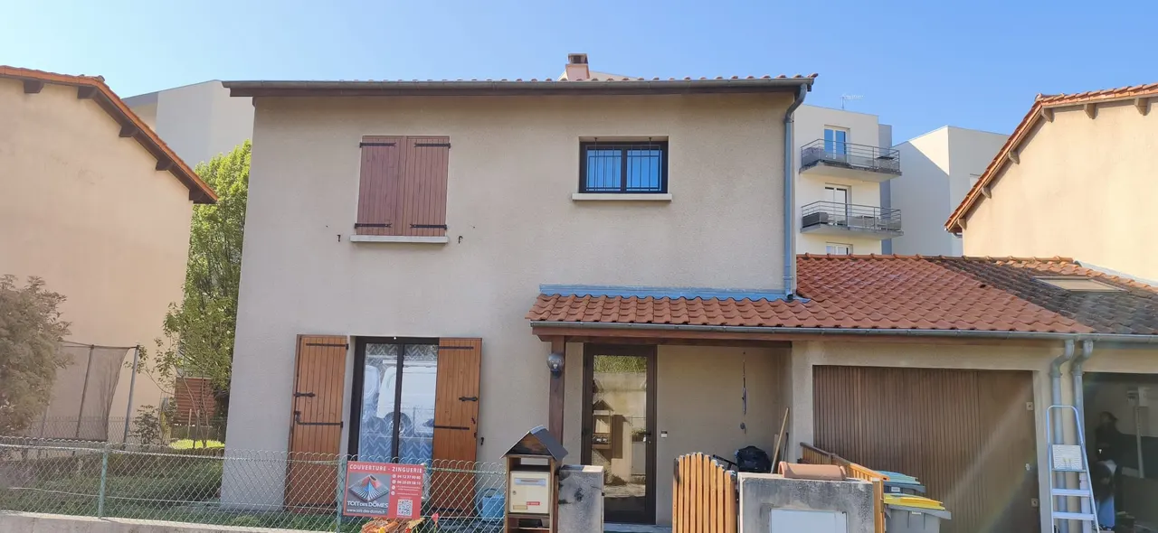 Roofing project in Clermont-Ferrand — Toit des Dômes