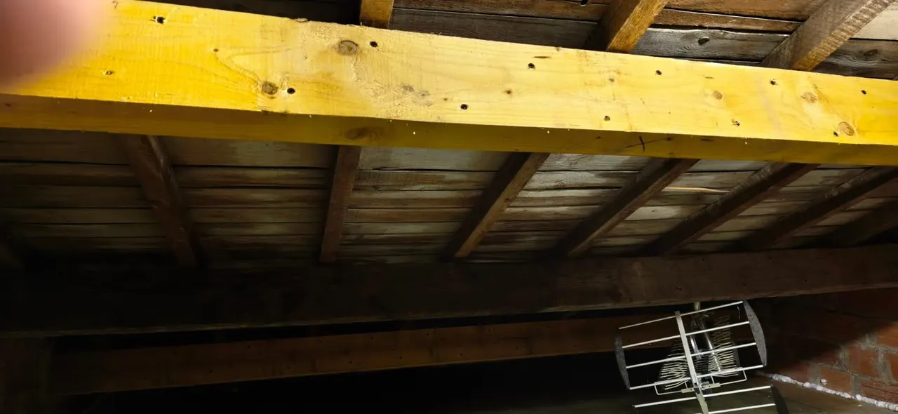 Détail de travaux de couverture par Toit des Dômes (5) — vue d'ensemble