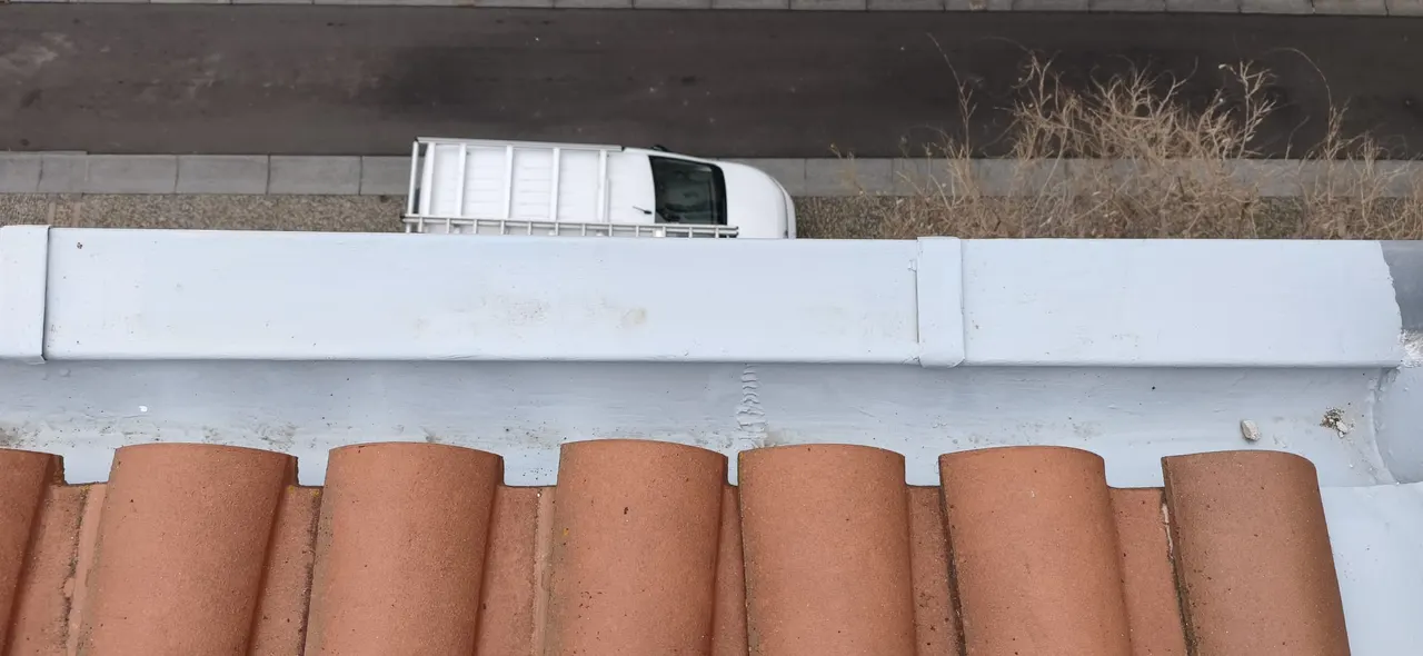 Détail de travaux de couverture par Toit des Dômes (24) — vue d'ensemble