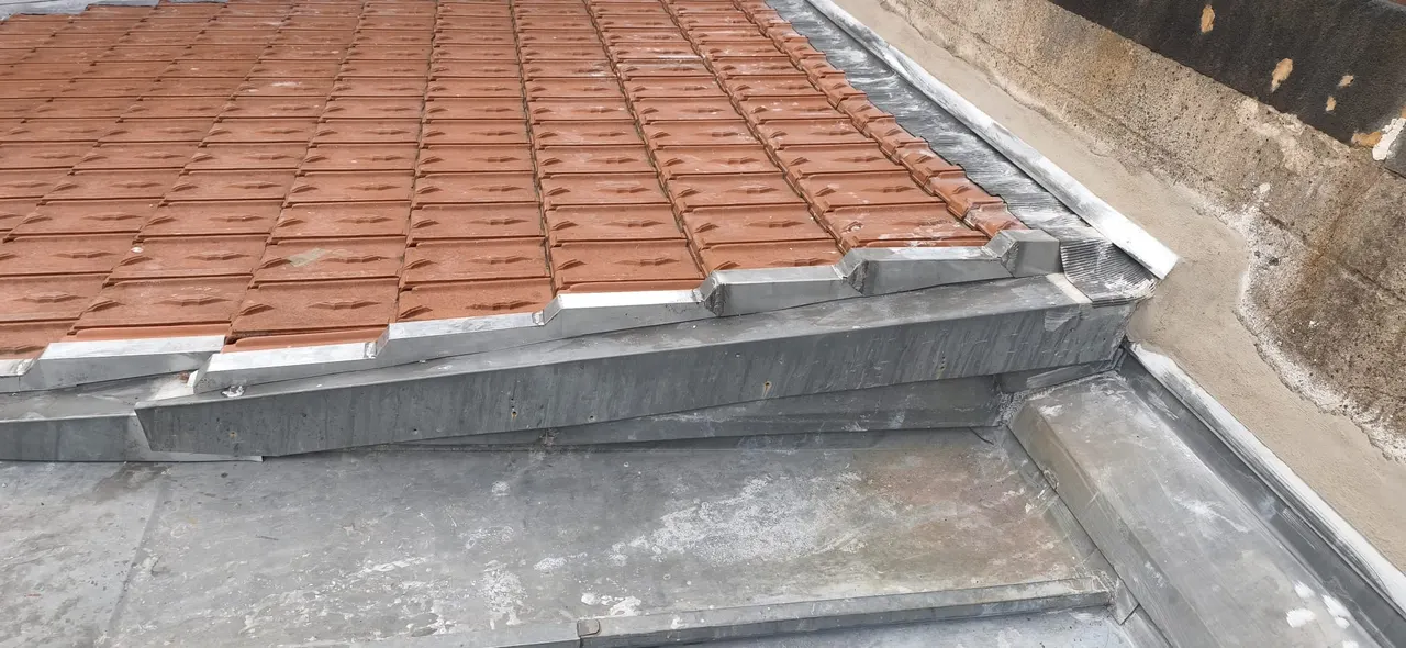 Vue d'ensemble de chantier toiture