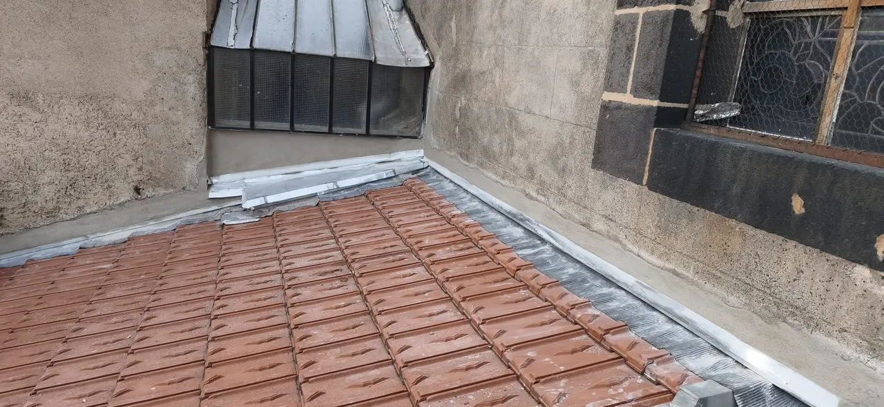 Vue d'ensemble de chantier toiture