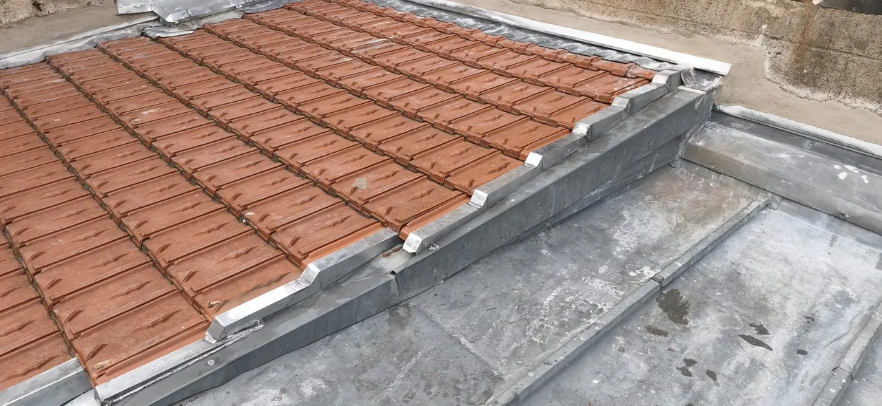 Vue d'ensemble de chantier toiture