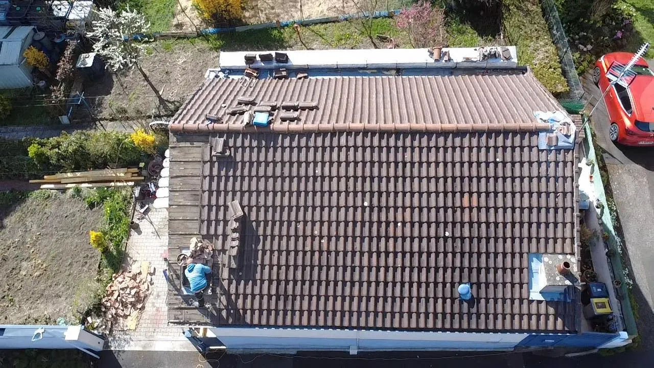 Vue d'ensemble de chantier toiture