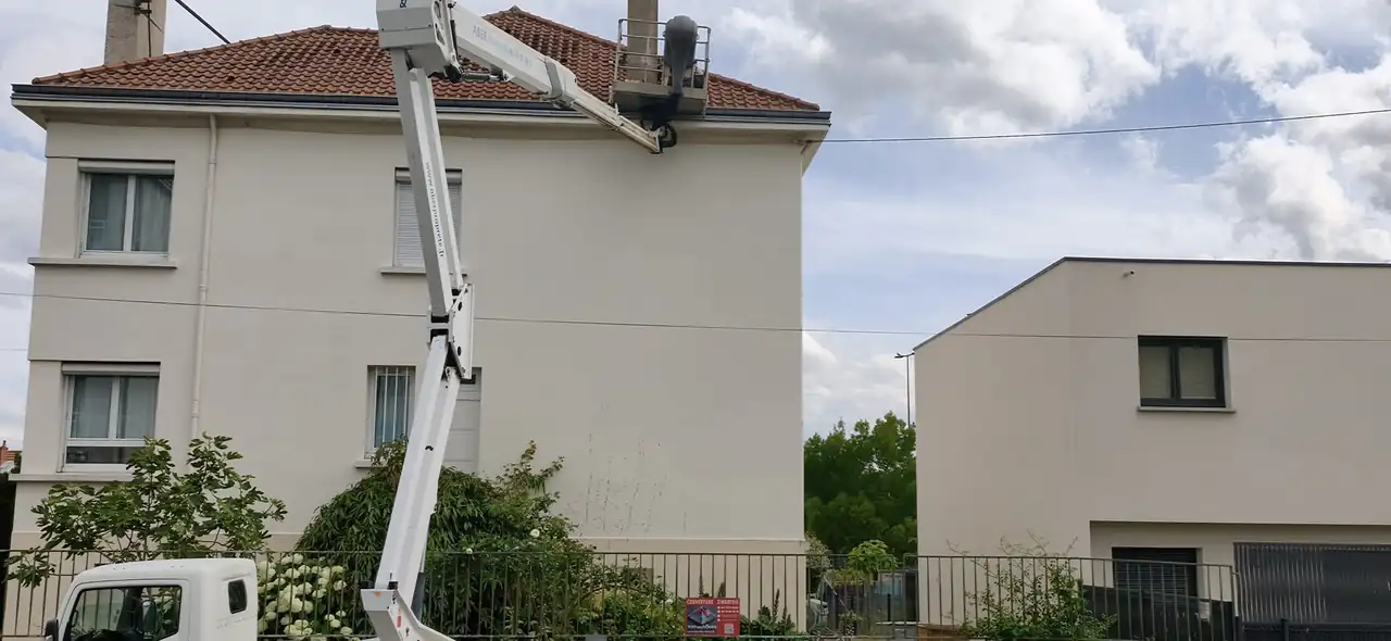 Roofing project in Clermont-Ferrand — Toit des Dômes